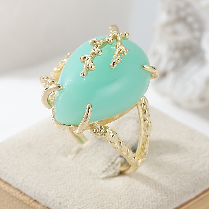 Women's Elegant Fairy Engagement Ring with Irregular Light Green Gemstone